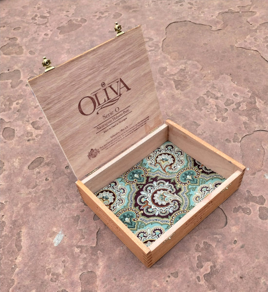 "Oliva Serie O" - Original Painting / Stash Box